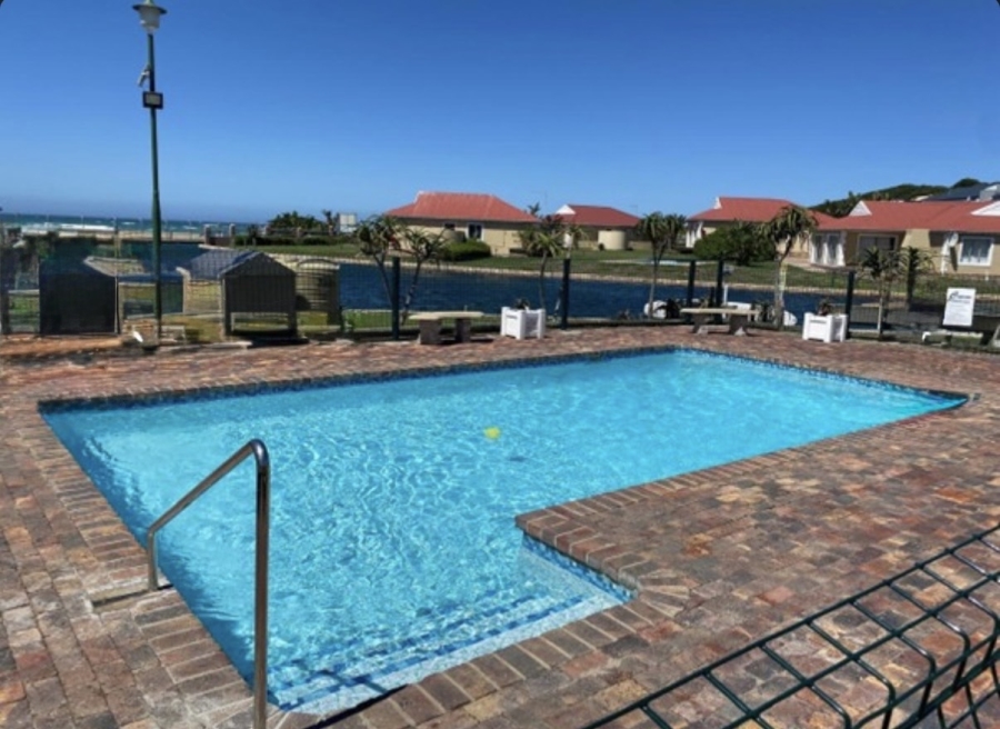 3 Bedroom Property for Sale in Marina Martinique Eastern Cape